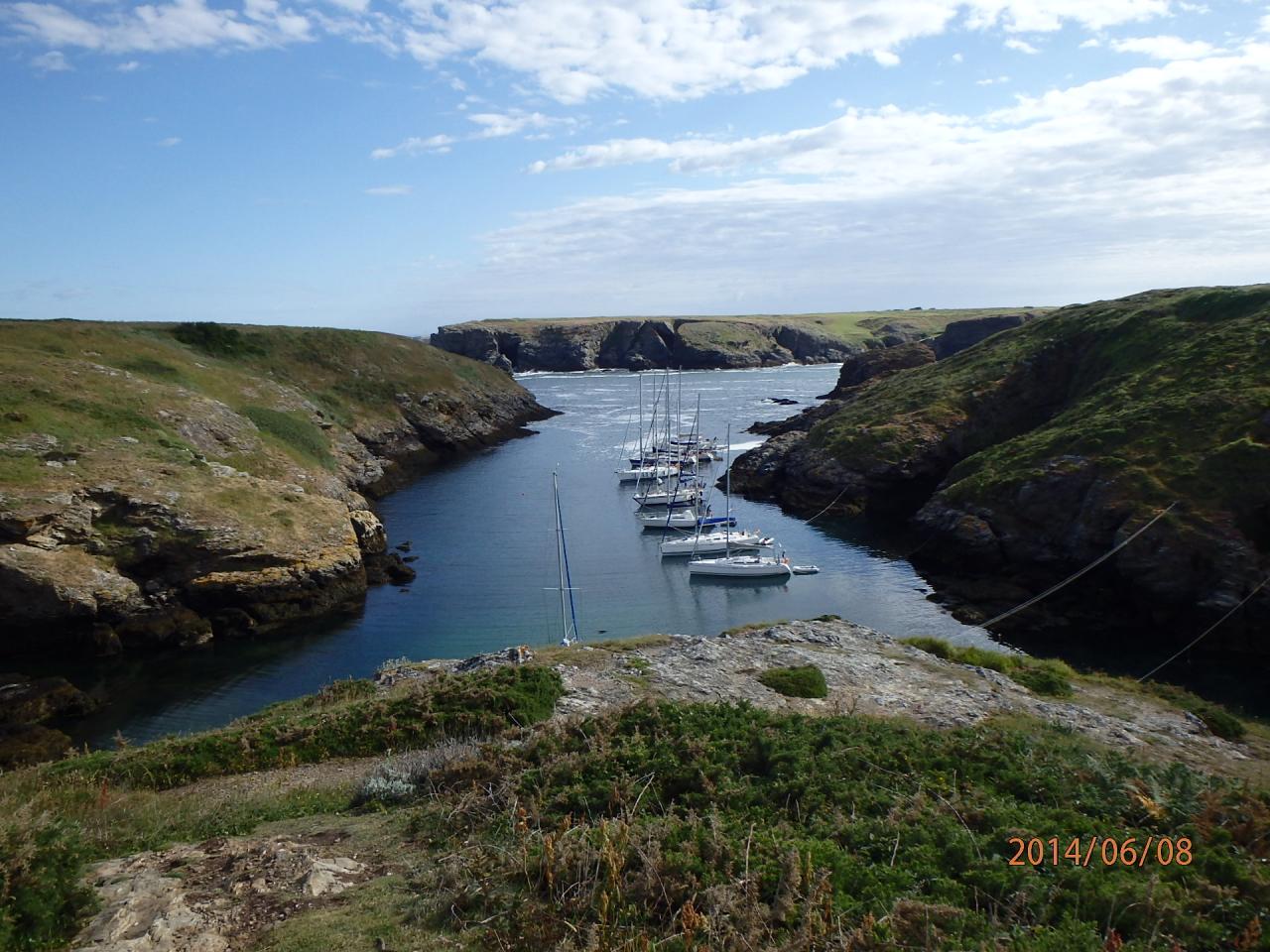 Lambarena au mouillage à Belle-Ile