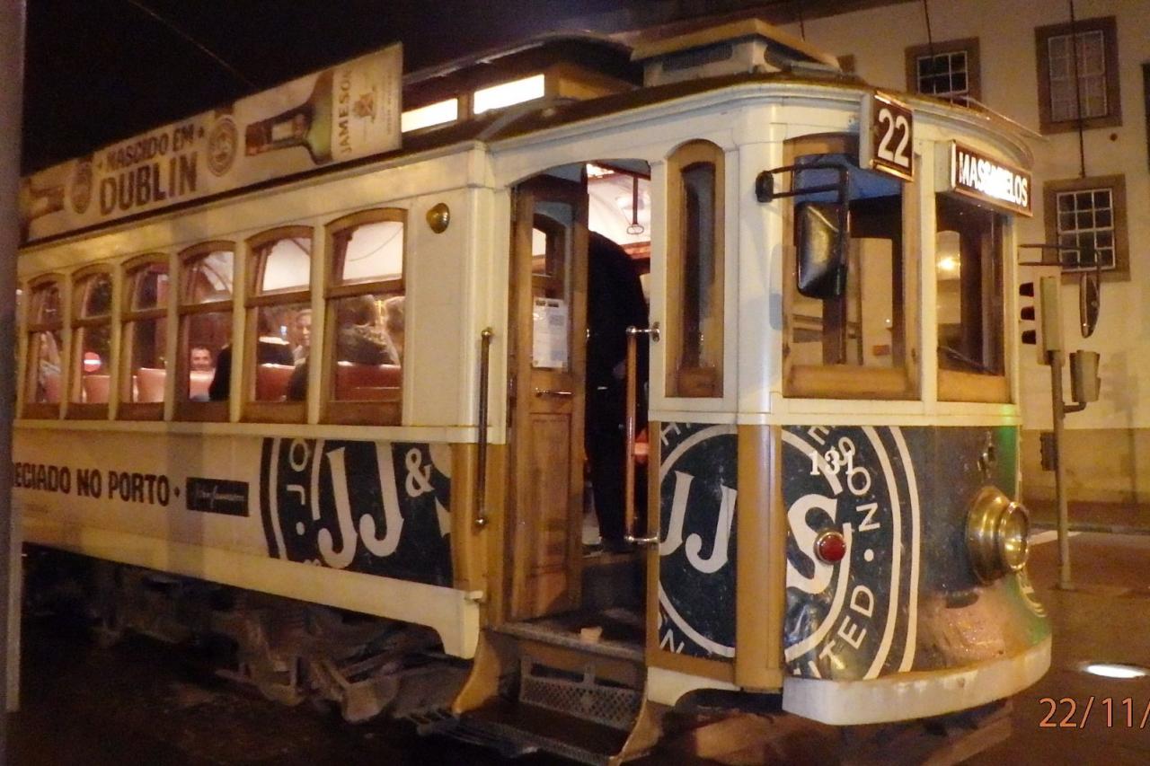 Le vieux tramway de Porto